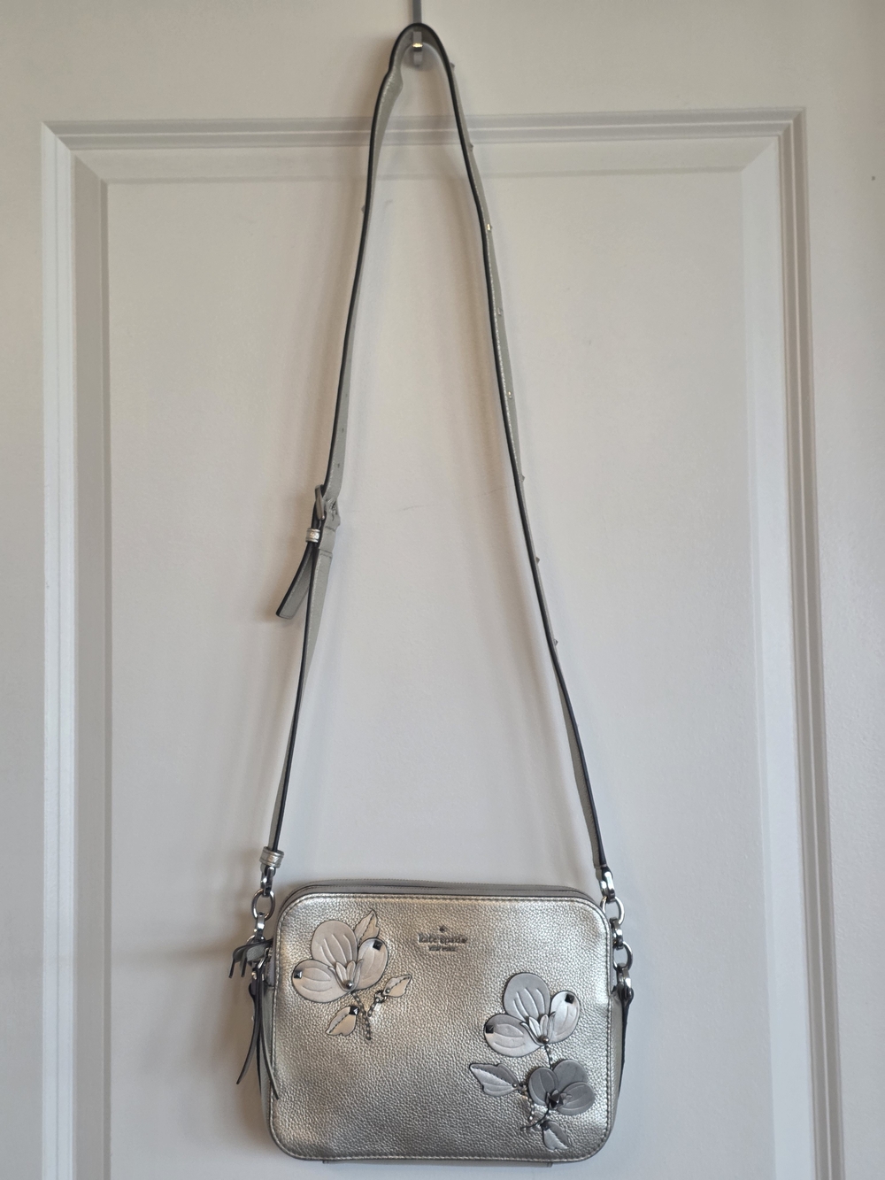Kate Spade Metallic Silver Floral Crossbody Bag - Picture 10 of 10